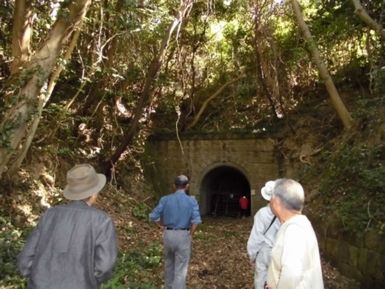 CAZNFOUP 炭坑時代のトンネル