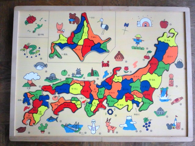 ぐるぐるあそぼ ブログ 木箱日本地図パズル を楽しむ五歳のハナ
