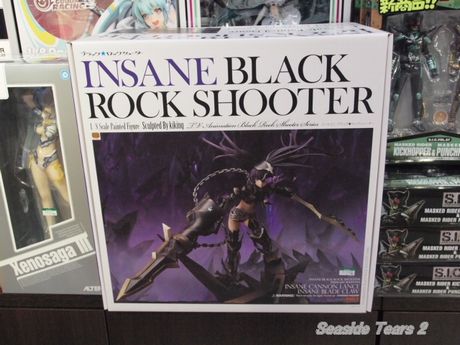 「インセイン・ブラック★ロックシューター」が発売