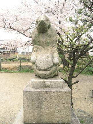 菅原神社の狛犬２(2012.04.11)