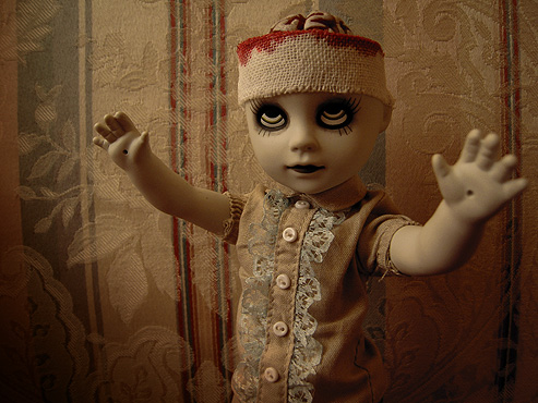 Jolted |Living Dead Dolls Series 9「Purdy」