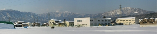 雪景色の奥比良の山並み