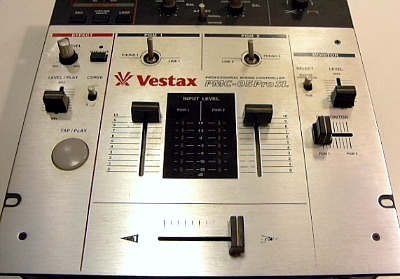 Vestax PMC-05PRO3 フェーダーの洗浄 - DJ DRAGONの気になる機材