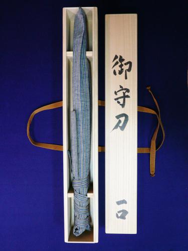 Hakogaki_sword made from Oroshigane4