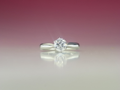 オーダーメイド　婚約指輪　人気