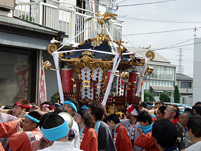 2010年　神奈川県高座郡寒川町岡田　菅谷神社神幸祭