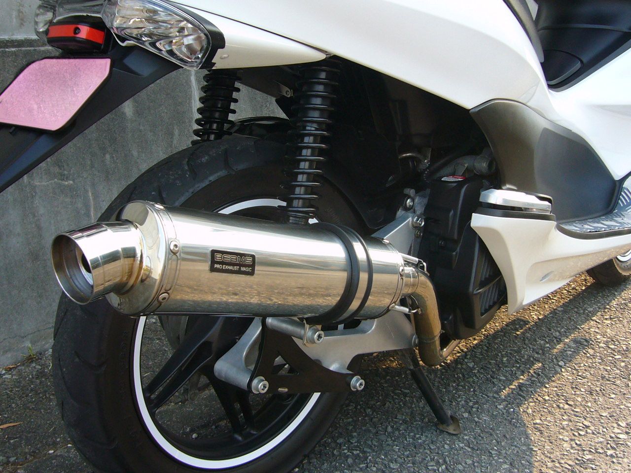 ビームス製PCX125 マフラー 社外  バイク 部品 JF28 R-EVO ステン コケキズ無し 品薄 希少品:22309322