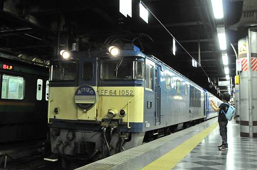 blue train akebono at ueno station, 250908 1-9-1_s