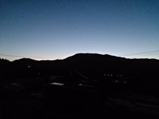 夜明け前の南アルプス