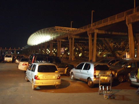 2012.04.22 Airport-03