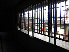 2008年6月伊勢春慶デザイン工房1