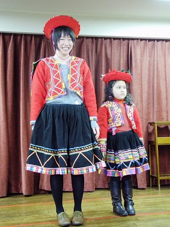 和だんすごっこ ２０１２東灘日本語教室新年会 民族衣装ショー 日本文化体験コーナー